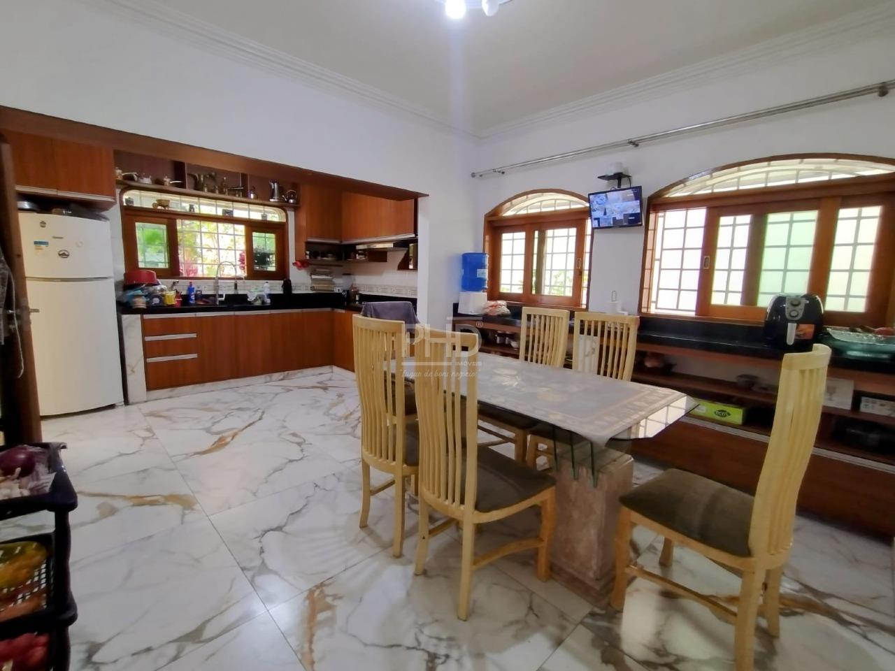 Casa, 4 quartos, 350 m² - Foto 6