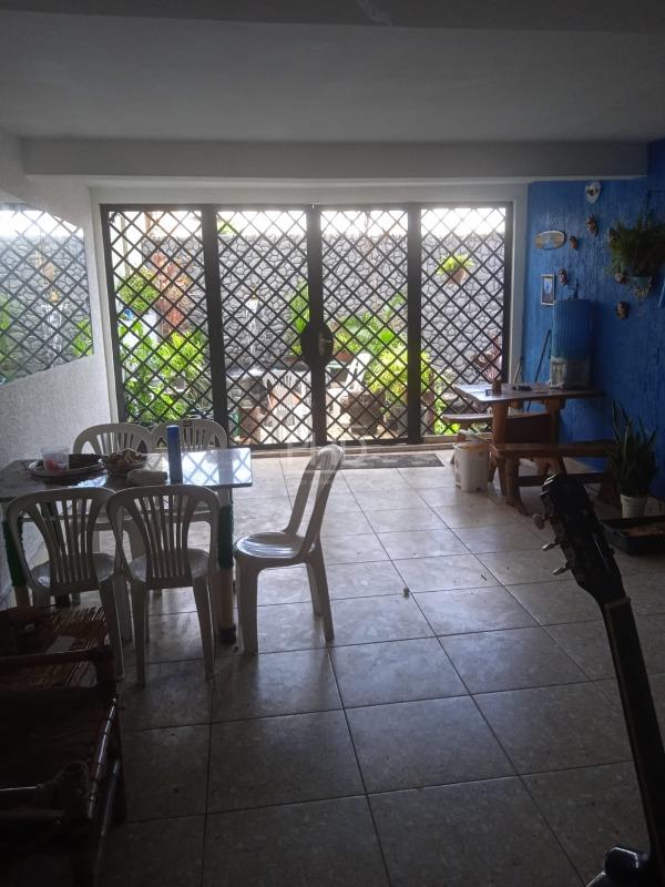 Casa, 3 quartos, 242 m² - Foto 24