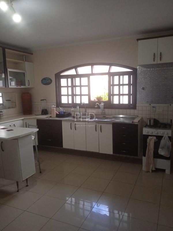 Casa, 3 quartos, 242 m² - Foto 7