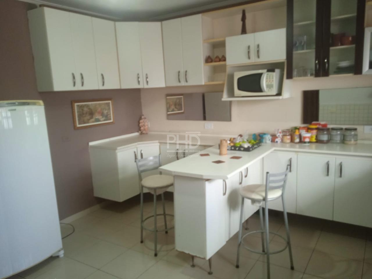 Casa, 3 quartos, 242 m² - Foto 8