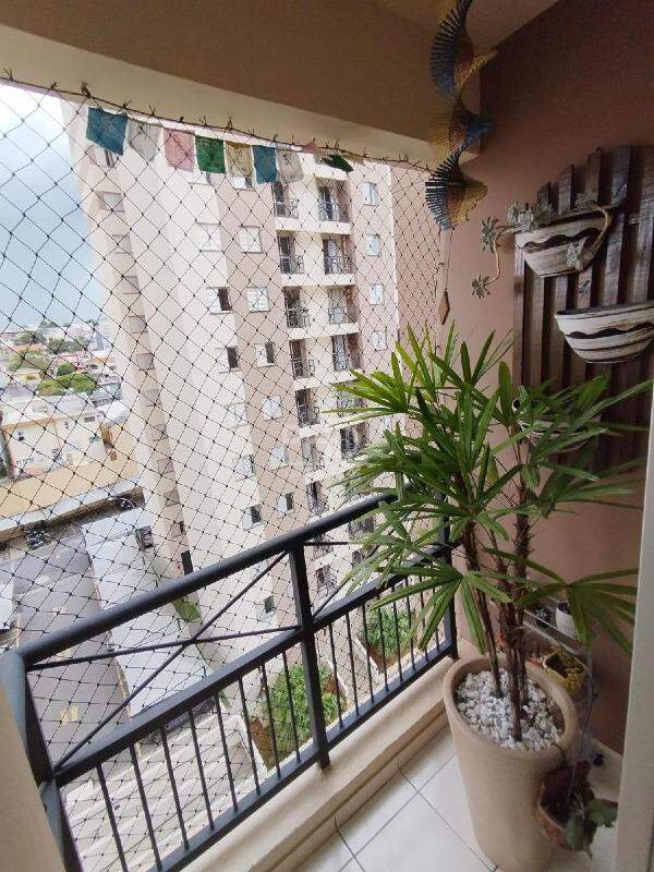 Apartamento à venda com 3 quartos, 60m² - Foto 4