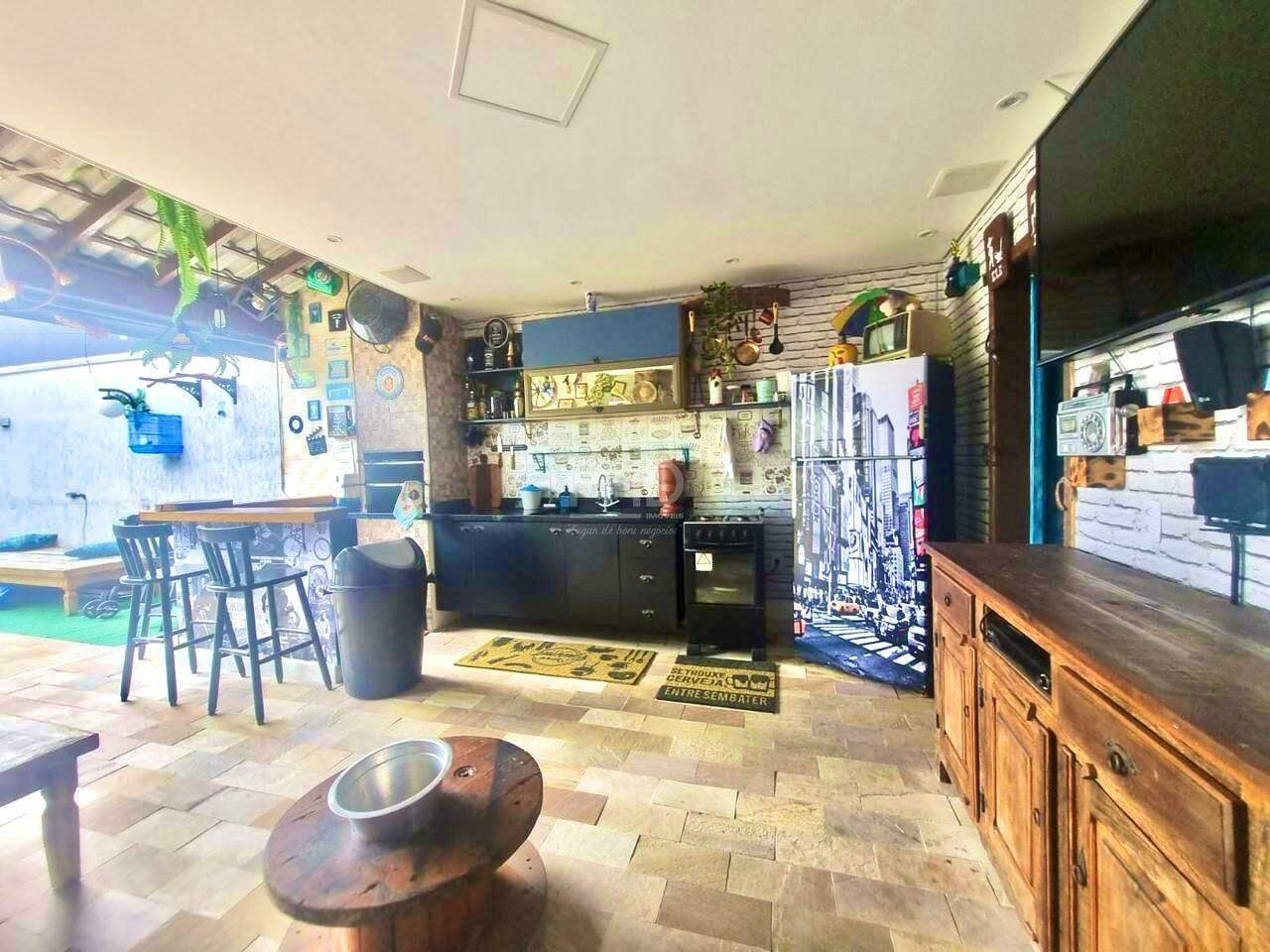 Casa para alugar com 3 quartos, 170m² - Foto 22