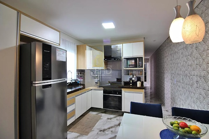 Casa para alugar com 3 quartos, 170m² - Foto 4