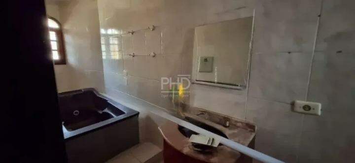 Sobrado para alugar com 2 quartos, 209m² - Foto 13