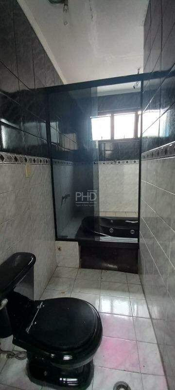 Sobrado à venda com 3 quartos, 194m² - Foto 31