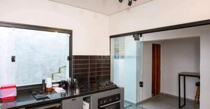 Casa à venda com 2 quartos, 155m² - Foto 23