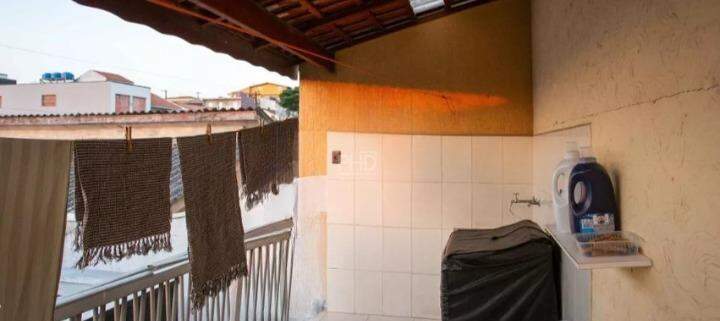 Casa à venda com 2 quartos, 155m² - Foto 30