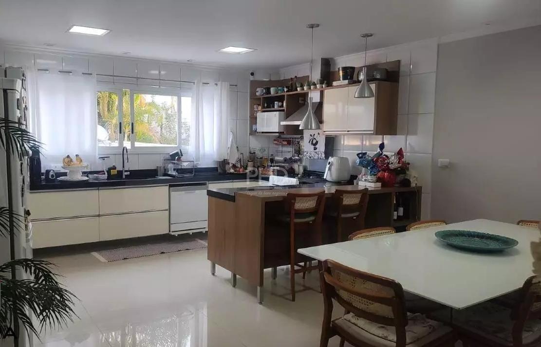 Casa, 4 quartos, 269 m² - Foto 5