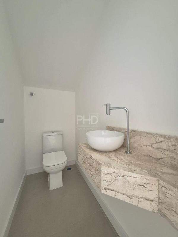 Sobrado, 3 quartos, 279 m² - Foto 24