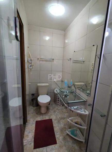 Casa de Condomínio à venda com 3 quartos, 300m² - Foto 15