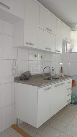 Apartamento à venda com 2 quartos, 61m² - Foto 4