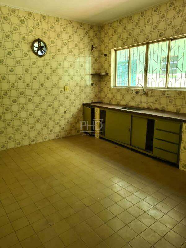 Casa, 3 quartos, 218 m² - Foto 1