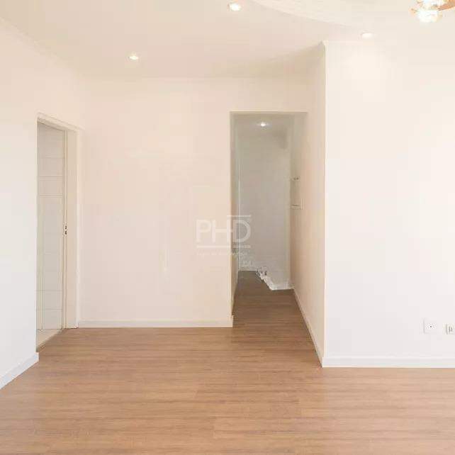 Apartamento para alugar com 3 quartos, 78m² - Foto 3