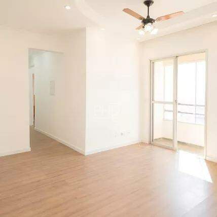 Apartamento para alugar com 3 quartos, 78m² - Foto 2