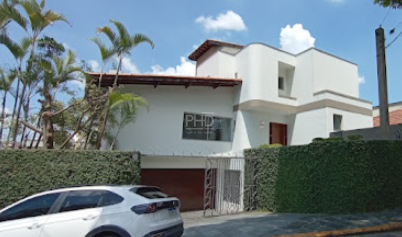 Sobrado, 3 quartos, 301 m² - Foto 1