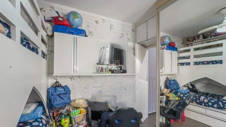 Casa à venda com 2 quartos, 78m² - Foto 11