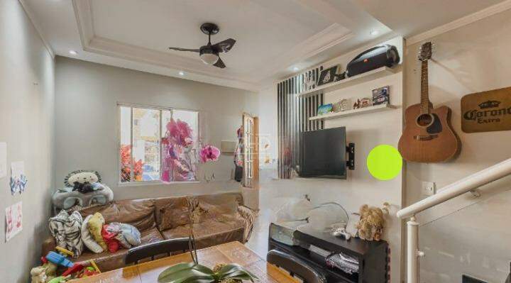 Casa à venda com 2 quartos, 78m² - Foto 3