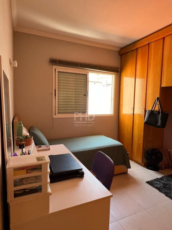 Sobrado para alugar com 3 quartos, 254m² - Foto 24