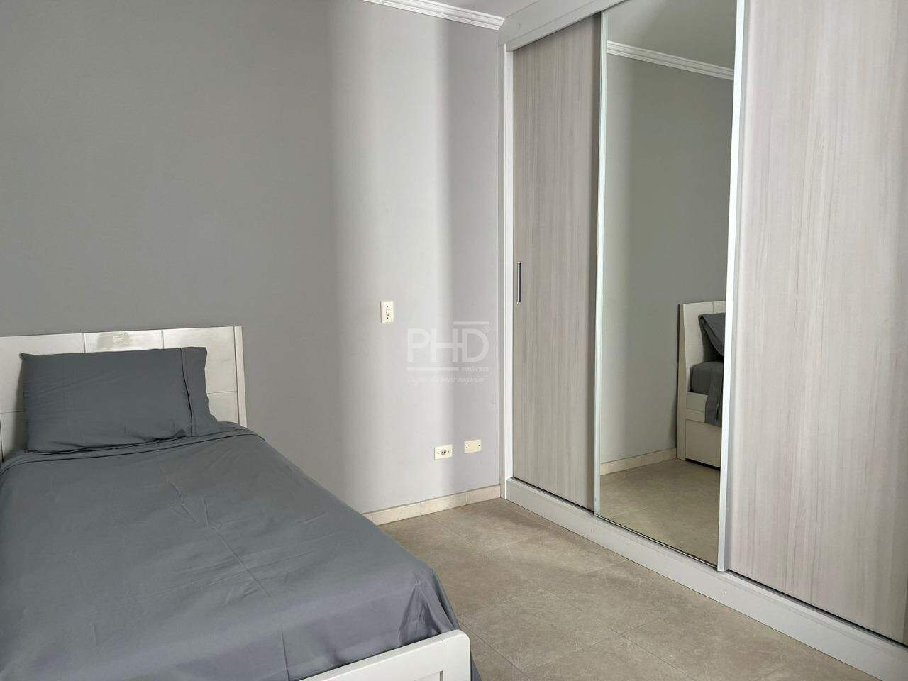 Sobrado para alugar com 3 quartos, 254m² - Foto 30