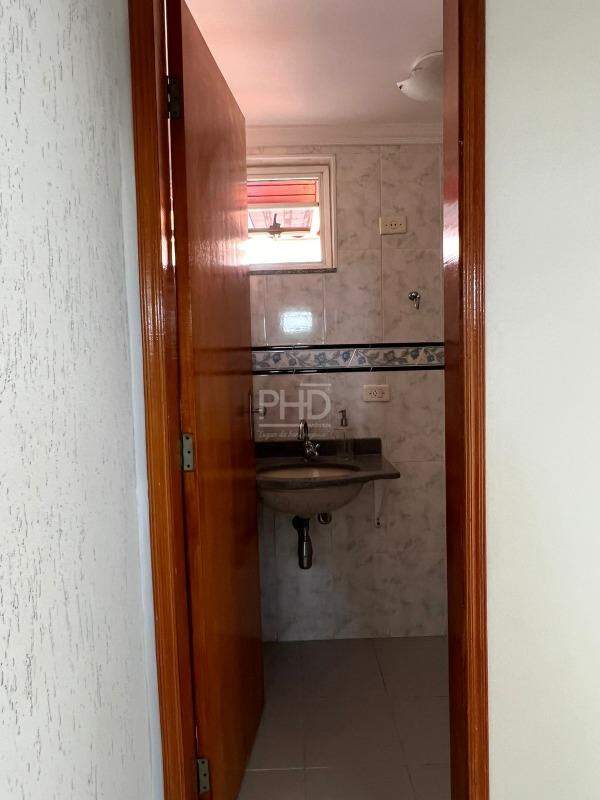 Sobrado para alugar com 3 quartos, 254m² - Foto 47