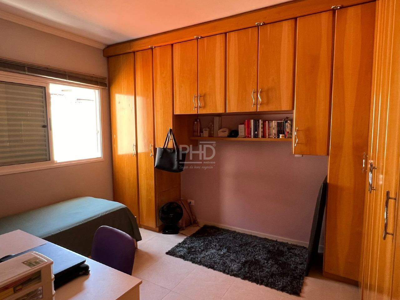 Sobrado para alugar com 3 quartos, 254m² - Foto 25
