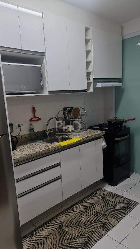 Apartamento para alugar com 2 quartos, 70m² - Foto 3