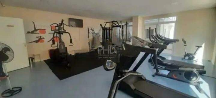 Apartamento para alugar com 2 quartos, 70m² - Foto 14