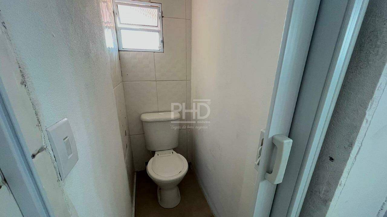 Apartamento para alugar com 3 quartos, 150m² - Foto 21