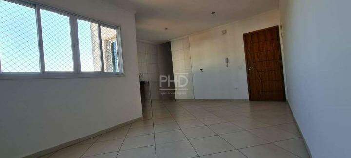 Apartamento para alugar com 3 quartos, 150m² - Foto 3