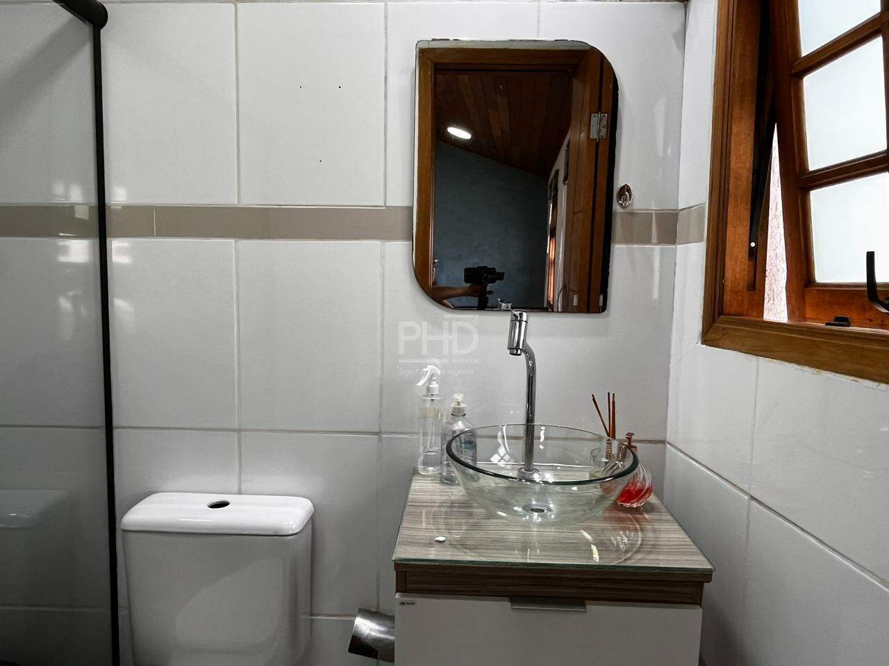 Casa para alugar com 3 quartos, 250m² - Foto 31