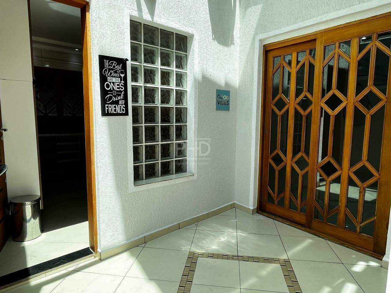 Casa para alugar com 3 quartos, 250m² - Foto 48