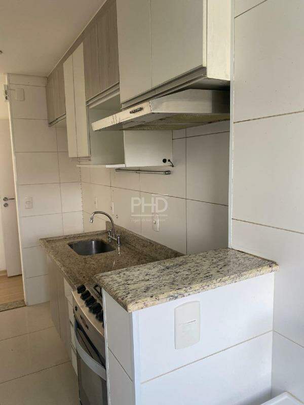 Apartamento para alugar com 2 quartos, 57m² - Foto 3