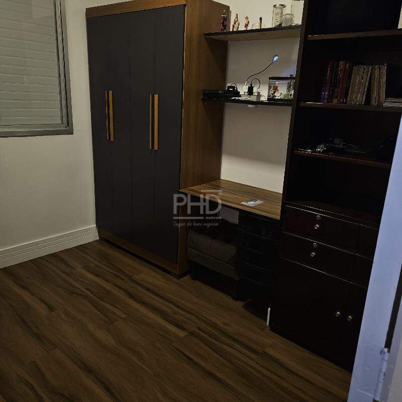 Apartamento à venda com 3 quartos, 110m² - Foto 9