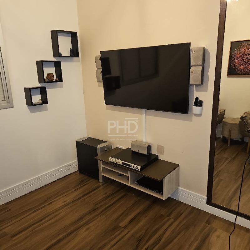 Apartamento à venda com 3 quartos, 110m² - Foto 1