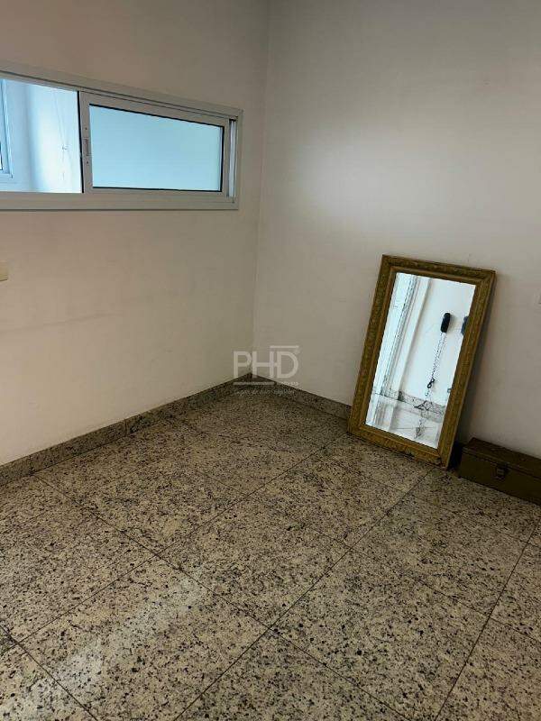 Apartamento para alugar com 3 quartos, 192m² - Foto 20
