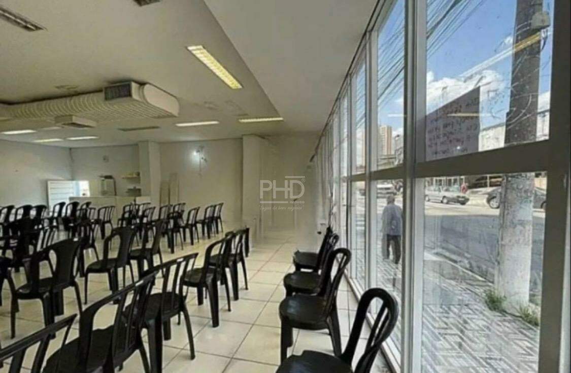 Loja-Salão para alugar, 129m² - Foto 1