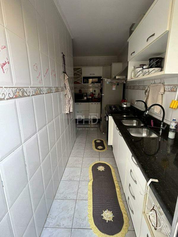 Apartamento à venda com 3 quartos, 107m² - Foto 8