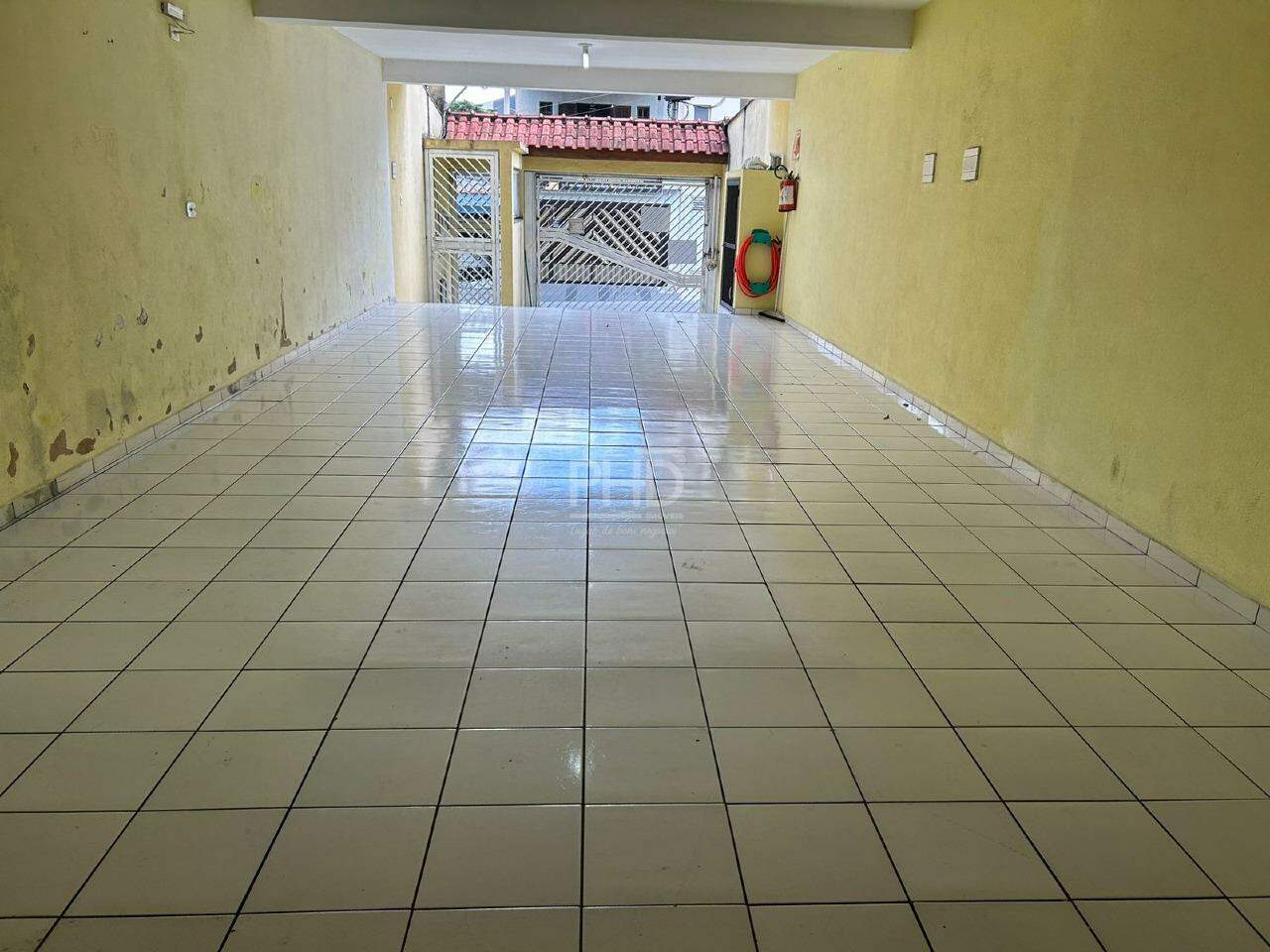 Apartamento à venda com 3 quartos, 107m² - Foto 33