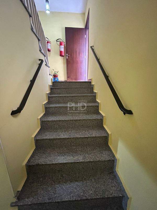 Apartamento à venda com 3 quartos, 107m² - Foto 25