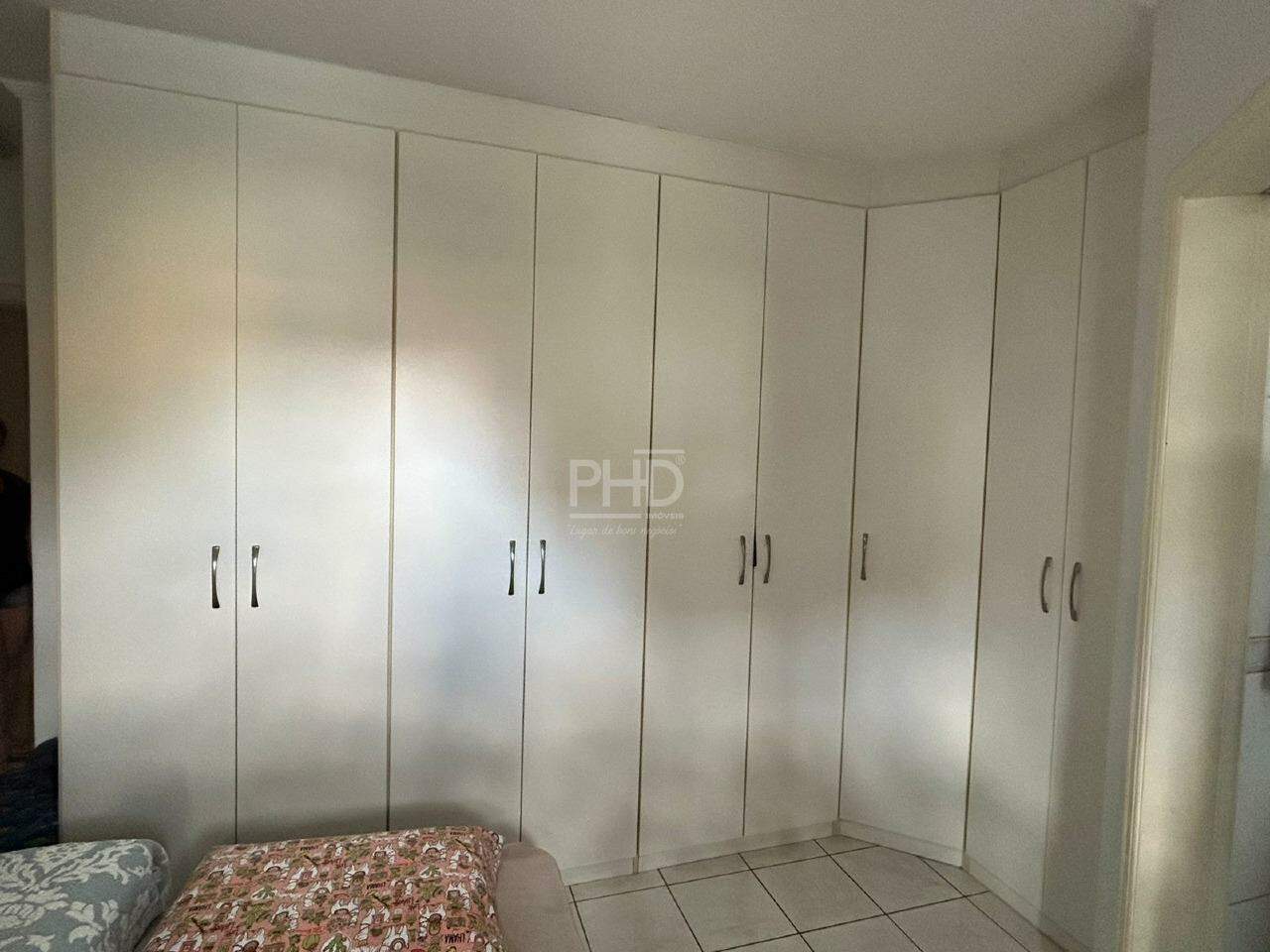 Apartamento à venda com 3 quartos, 107m² - Foto 21
