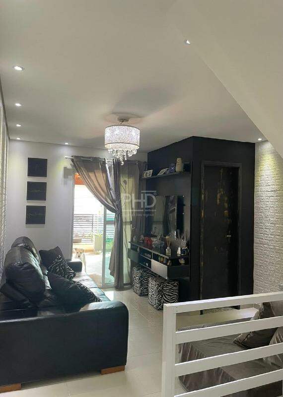 Sobrado à venda com 3 quartos, 130m² - Foto 2