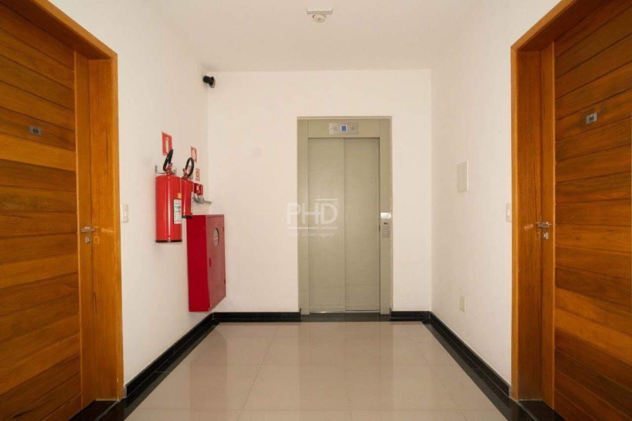 Apartamento à venda com 2 quartos, 120m² - Foto 2