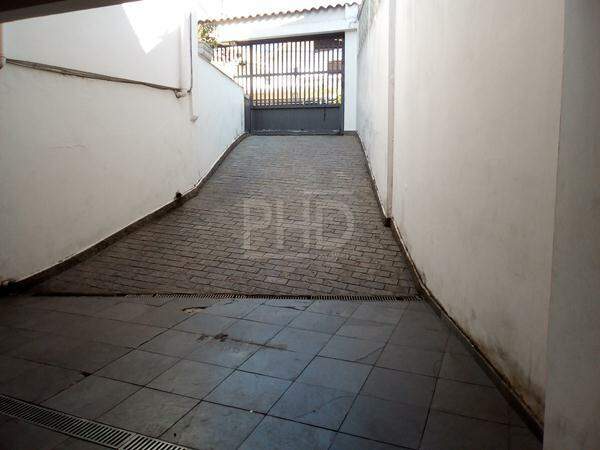 Sobrado à venda com 4 quartos, 249m² - Foto 2