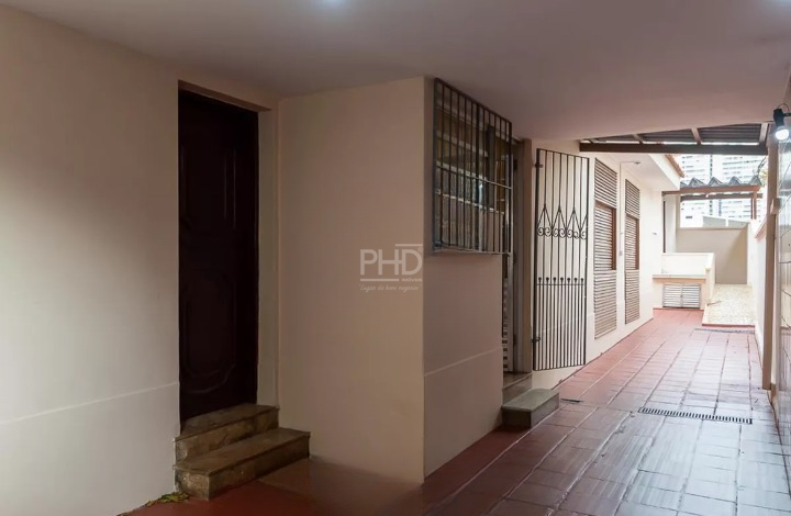 Casa para alugar com 3 quartos, 190m² - Foto 42