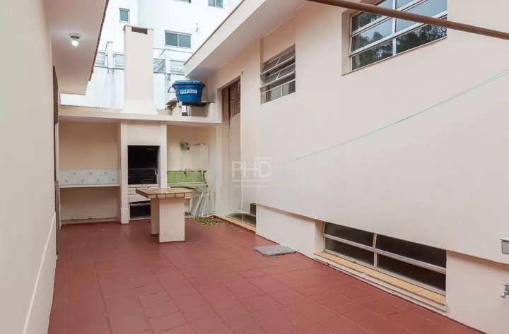 Casa para alugar com 3 quartos, 190m² - Foto 37