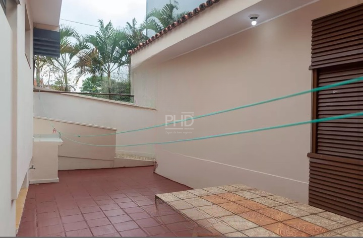 Casa para alugar com 3 quartos, 190m² - Foto 35