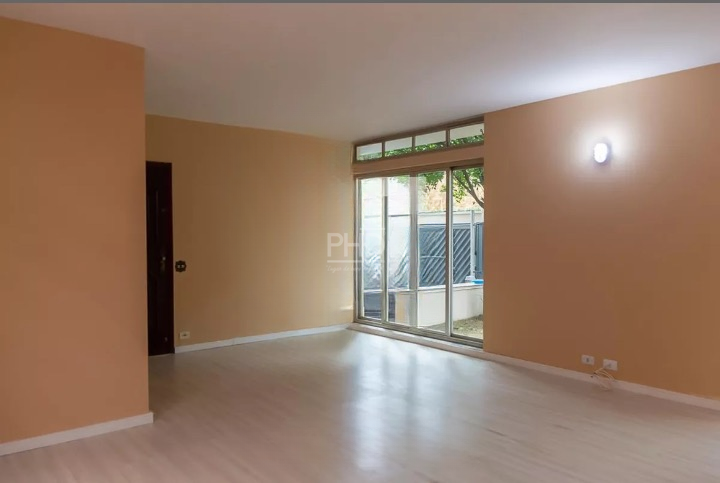 Casa para alugar com 3 quartos, 190m² - Foto 2