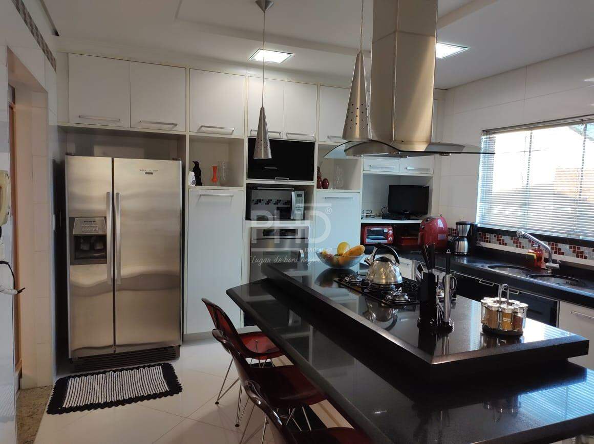 Sobrado para alugar com 3 quartos, 475m² - Foto 10