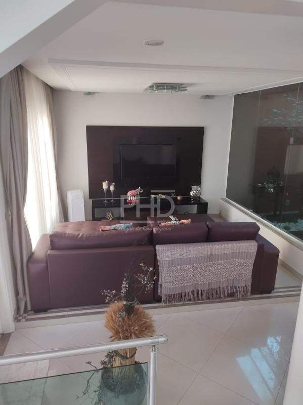Sobrado para alugar com 3 quartos, 475m² - Foto 2