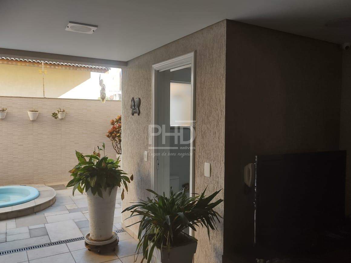 Sobrado para alugar com 3 quartos, 475m² - Foto 19
